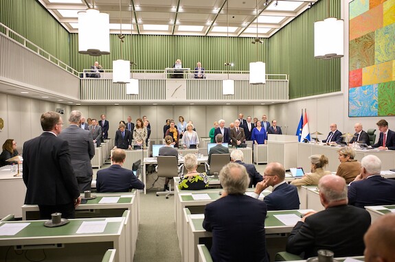 De Eerste Kamer tijdens de stemming over de motie op 15 november 2022
