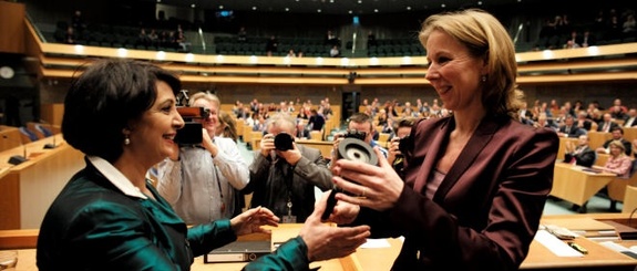 Khadija Arib (PvdA) gekozen als Tweede Kamervoorzitter