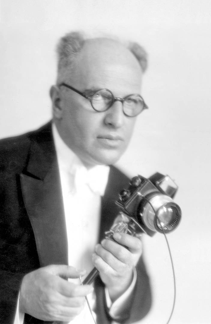 Fotograaf Erich Salomon ca. 1930.? Foto: L. Feiniger.