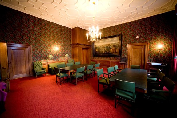 De koffiekamer op de eerste verdieping van de Eerste Kamer.