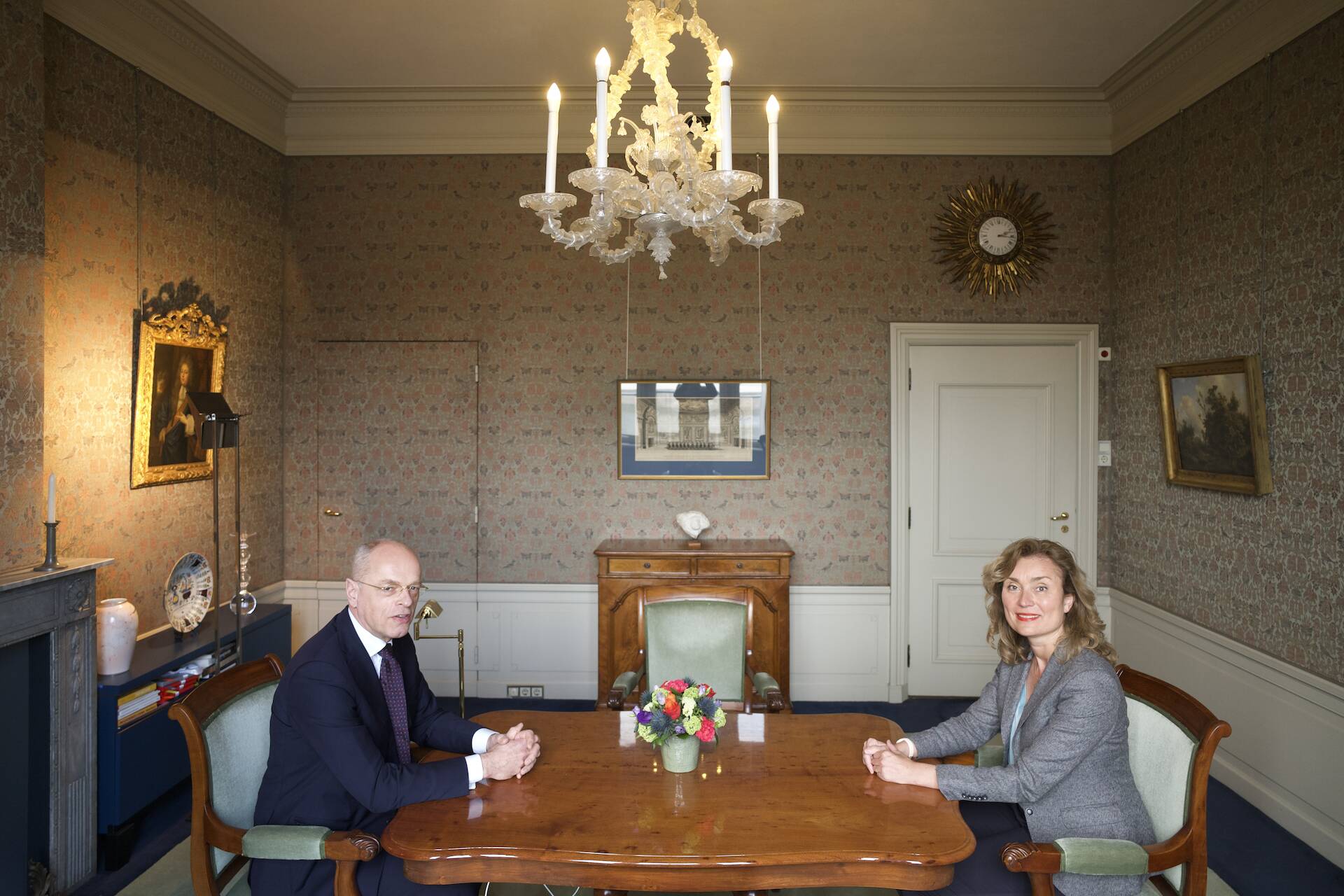 Tweede Kamervoorzitter Vera Bergkam en Eerste Kamervoorzitter Jan Anthonie Bruijn