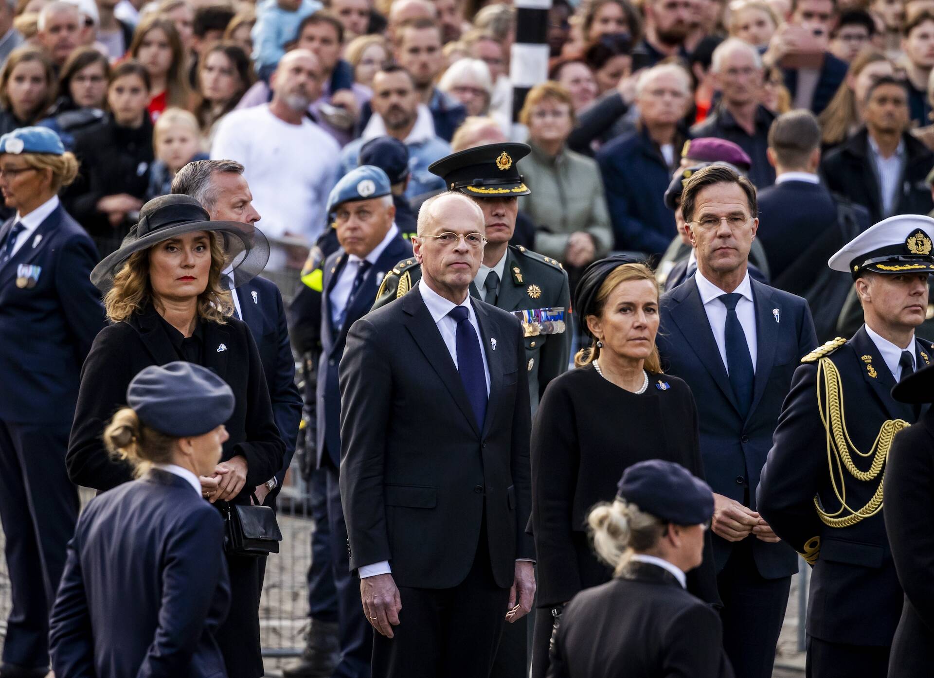 's Avonds waren beide Kamervoorzitters aanwezig bij de nationale herdenking op de Dam in Amsterdam